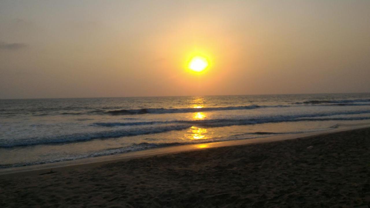 Sun n Tan Beach Home Kannur Exterior foto
